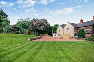 2 Little Pengethley Cottages, Peterstow, Herefordshire, HR9 6LN