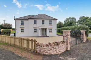 Cedar Villa, Much Birch, Herefordshire, HR2 8HY